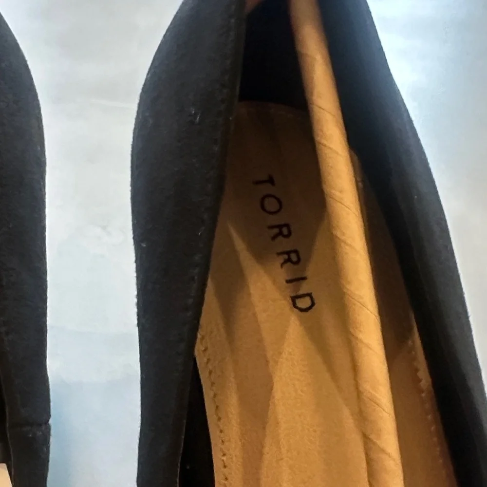 Torrid Elegant Black Heels - Picture 2 of 4